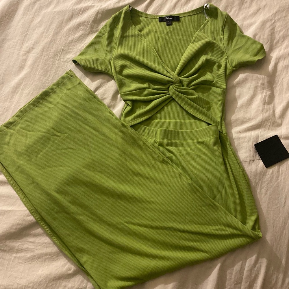 Lulu's Green Twist-Front Maxi Dress